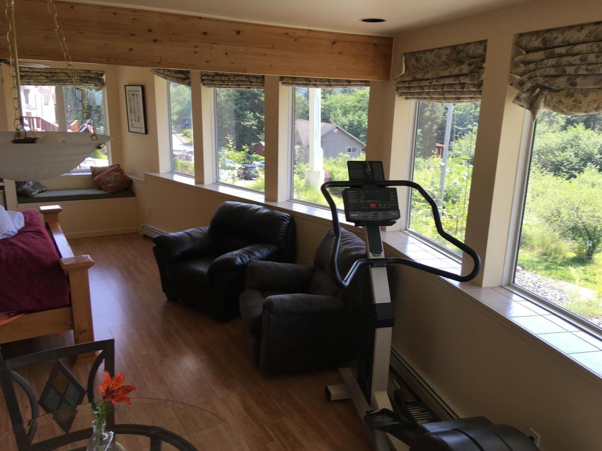 Kelli Creek Cottage - REDUCED PRICE ON TOURS Juneau Buitenkant foto